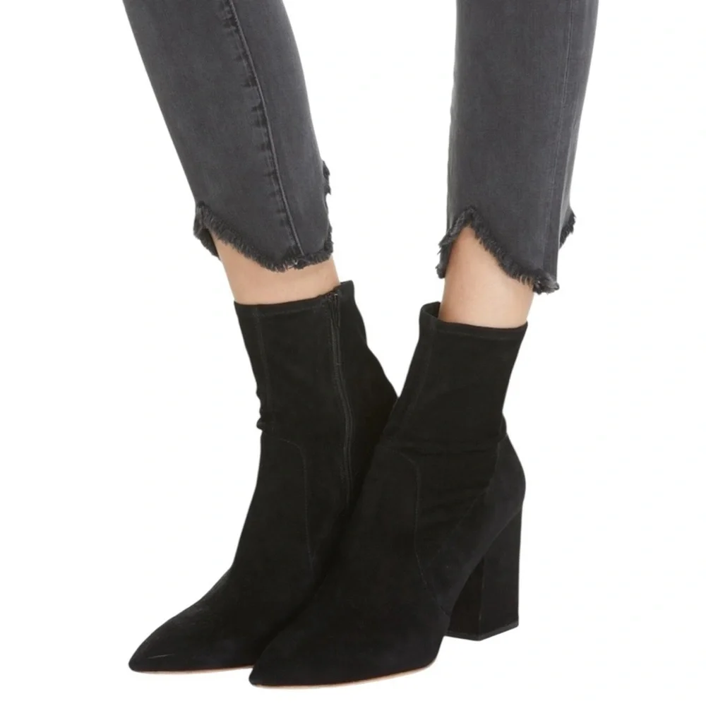 FRAME Le Skinny De Jeanne Crop Raw Triangle Hem Jean in Tull Size 26